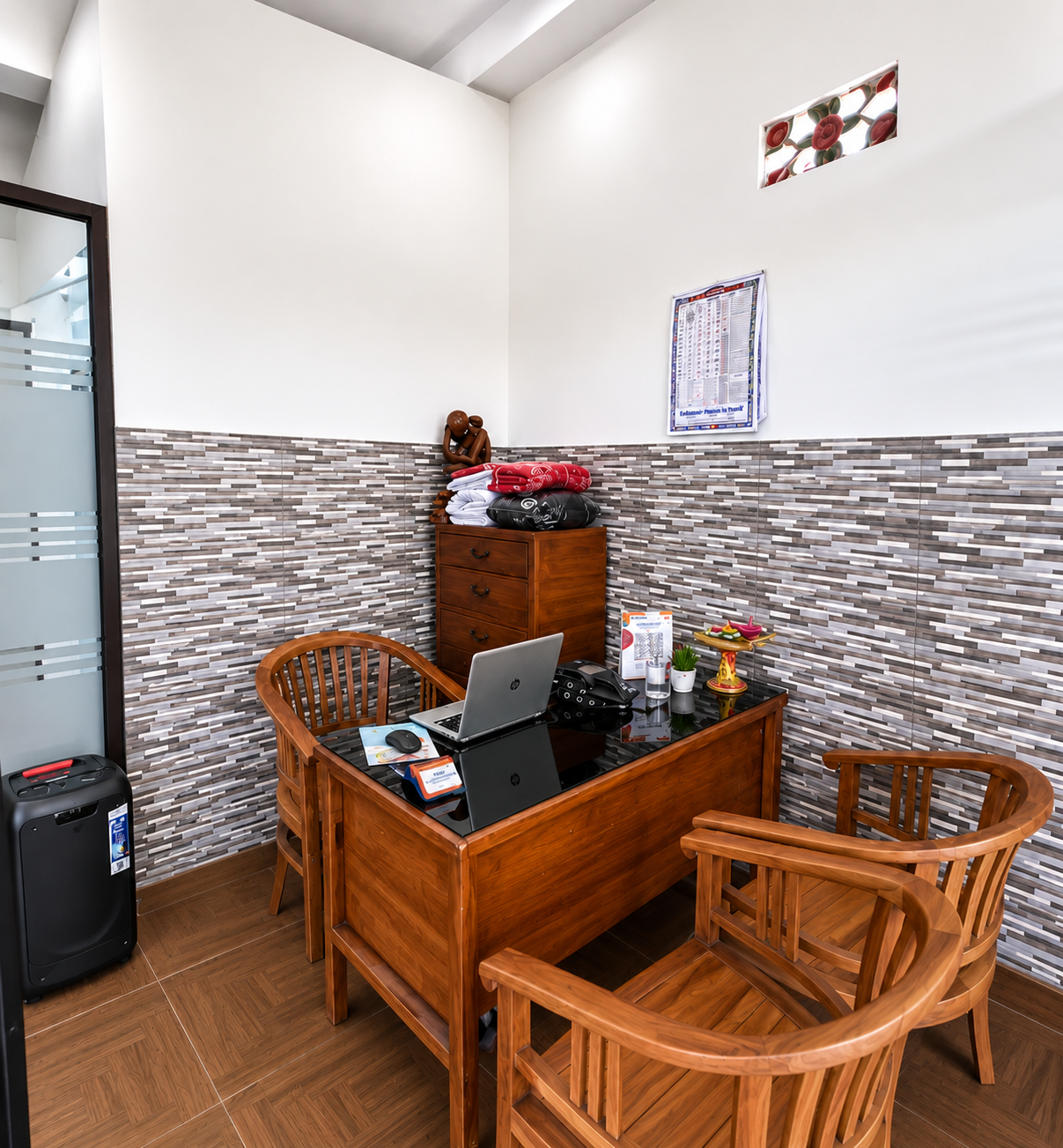Bali Breeze Tours Interior
